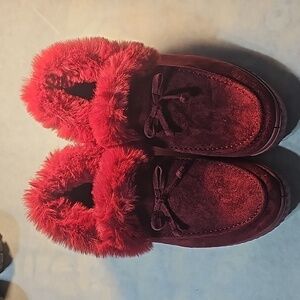 Platform Slip-on Furry Shoes Slippers NWOT